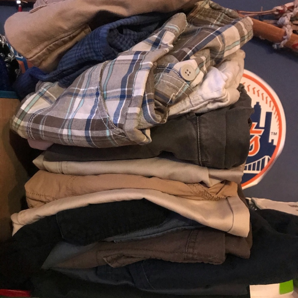Bundle of 14 size 14-16 boys shorts
